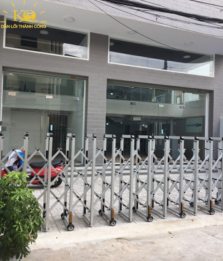 Cho thuê văn phòng quận Tân Bình Creative Space Building phía trước tòa nhà Phía trước tòa nhà Creative Space Building