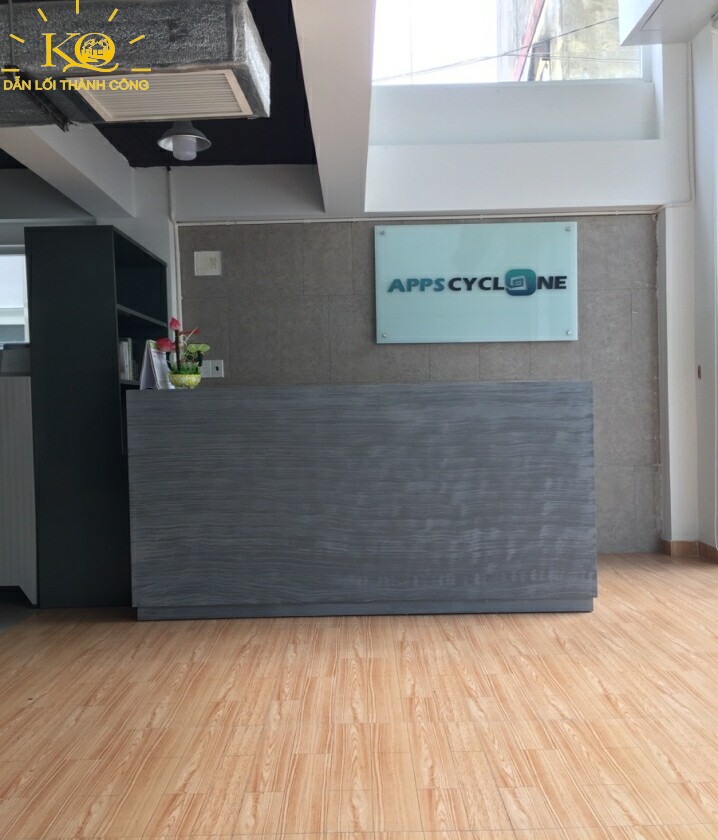 Quầy lễ tân tại tòa nhà Creative Space Building
