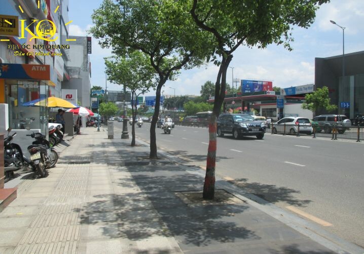 Cho thuê văn phòng quận Tân Bình Doxaco Building con đường phía trước tòa nhà Giao thông phía trước tòa nhà Doxaco Building