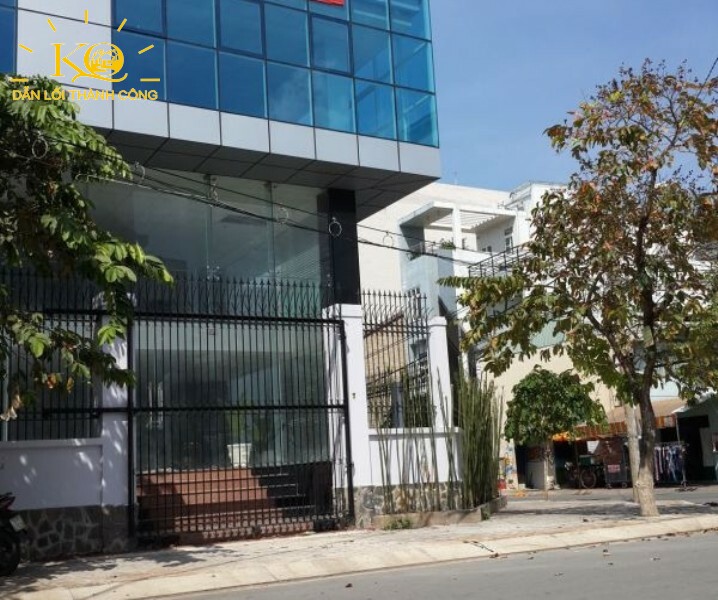 Địa ốc Kim Quang | Hình chụp phía trước toà nhà cho thuê văn phòng quận 7 Green Country Phía trước Green Country