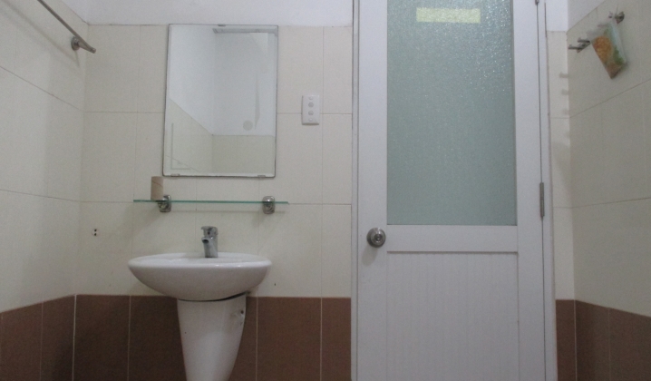 Cho thuê văn phòng quận Tân Bình Hoài Đức building khu vực vệ sinh Khu vực vệ sinh tại tòa nhà Hoài Đức Building