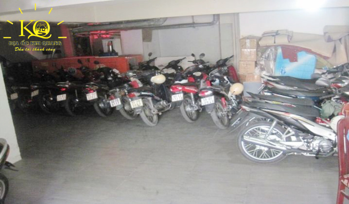 Địa ốc Kim Quang | Hình chụp hầm gửi xe tòa nhà văn phòng cho thuê quận 3 Hoàng Việt Building Hầm gửi xe tại Hoàng Việt Building