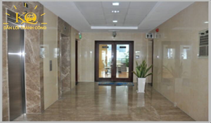 Địa ốc Kim Quang | Hình chụp hệ thống thang máy bên trong tòa nhà cho thuê văn phòng quận 7 IPC Tower Thang máy tòa nhà IPC Tower