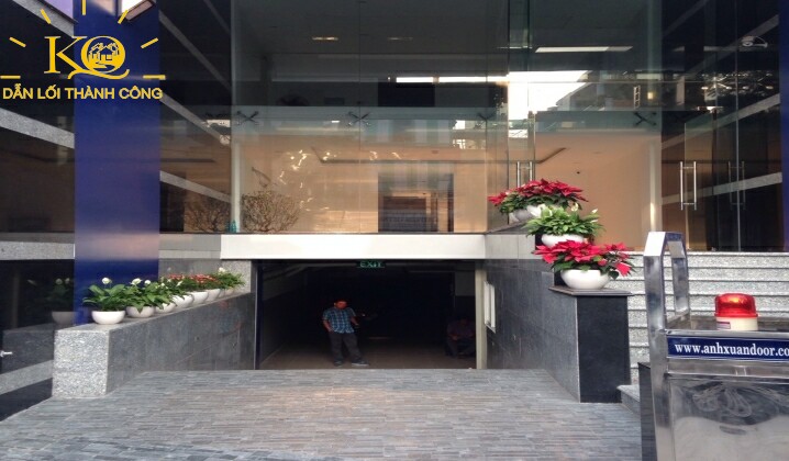 Cho thuê văn phòng quận Tân Bình Khang Nam Building lối xuống hầm giữ xe Lối xuống hầm để xe tòa nhà Khang Nam Building