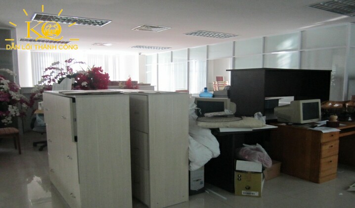 Cho thuê văn phòng quận 1 Lam Giang Tower một góc diện tích trống Một góc khác của diện tích trống