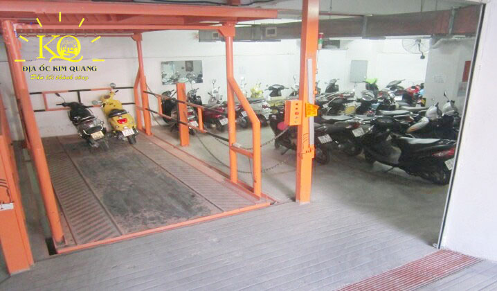 Địa ốc Kim Quang | Hình chụp hầm gửi xe của tòa nhà cho thuê văn phòng quận 3 OSC Building Hầm gửi xe OSC Building
