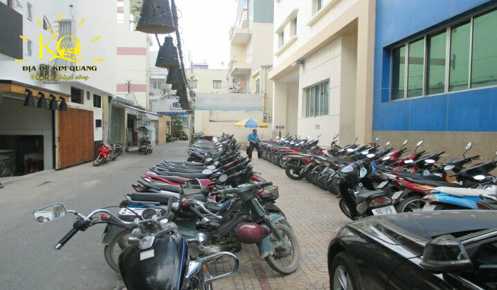 Cho thuê văn phòng quận 1 Sài Gòn 3 building khu vực để xe | Địa Ốc Kim Quang Khu vực để xe bên hông tòa nhà Sài Gòn 3 building