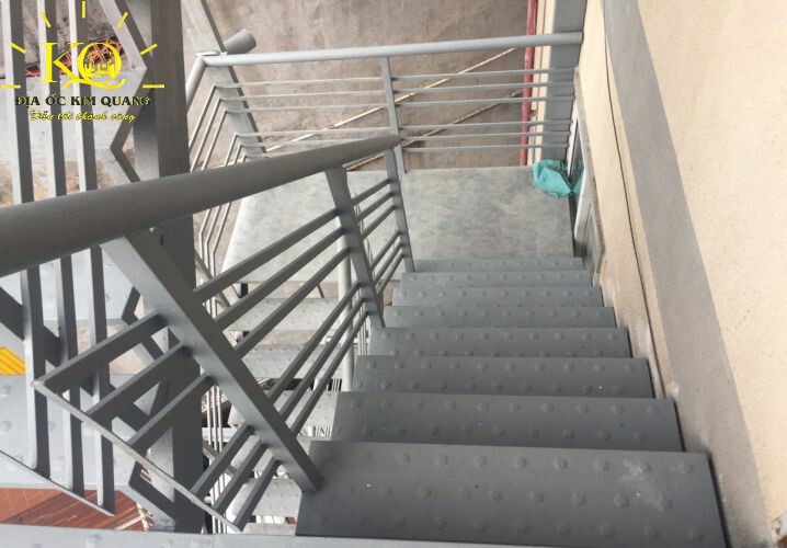 Cho thuê văn phòng quận Bình Thạnh Nơ Trang Long building thang thoát hiểm | Địa Ốc Kim Quang Lối thoát hiểm tại Nơ Trang Long Building