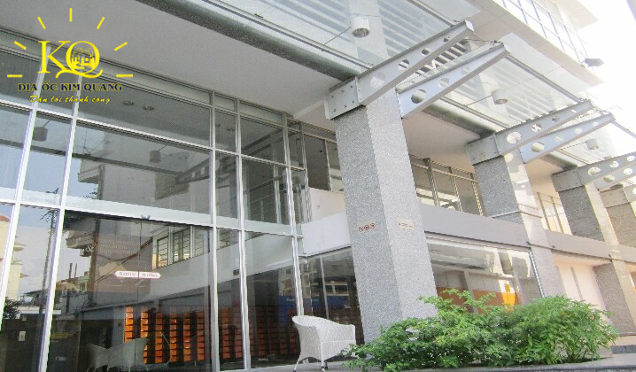 Địa ốc Kim Quang | Hình chụp phía trước tòa nhà văn phòng cho thuê quận Phú Nhuận Baffles building Phía trước Baffles Building