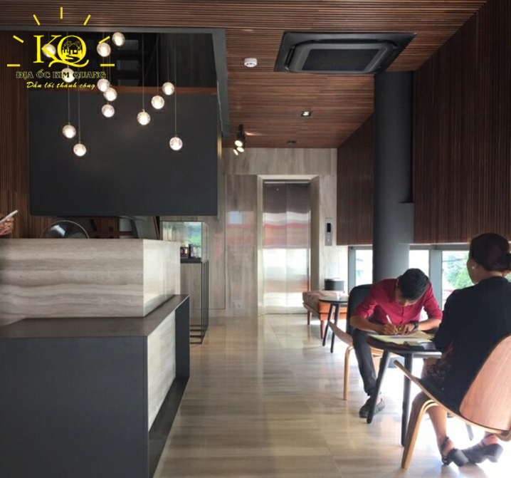 Địa ốc Kim Quang | Hình chụp quầy lễ tân của tòa nhà cho thuê văn phòng quận Phú Nhuận Kella building Quầy lễ tân tại Kella Building