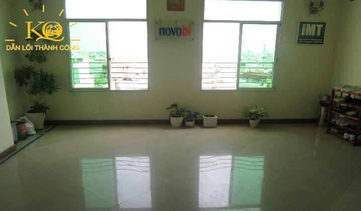 Địa ốc Kim Quang | Hình chụp một góc khác của diện tích trống tại văn phòng cho thuê quận Phú Nhuận Kinh Luân building Một góc khác của diện tích trống