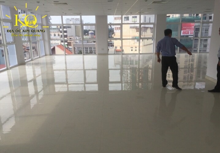 Địa ốc Kim Quang | Một góc khác của diện tích trống tại tòa nhà cho thuê văn phòng quận Phú Nhuận Nguyễn Trọng Tuyển Building Một góc khác của diện tích trống