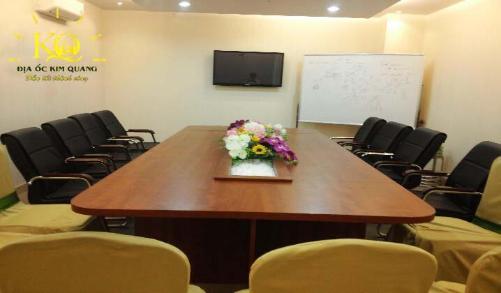 Địa ốc Kim Quang | Hình chụp phòng họp tại tòa nhà cho thuê văn phòng quận Phú Nhuận Ocewa building Một phòng họp khác