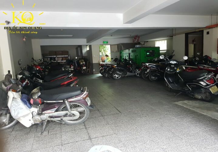 Địa ốc Kim Quang | Hầm gửi xe của văn phòng cho thuê quận Phú Nhuận Quốc Hưng Building Hầm gửi xe tại Quốc Hưng building