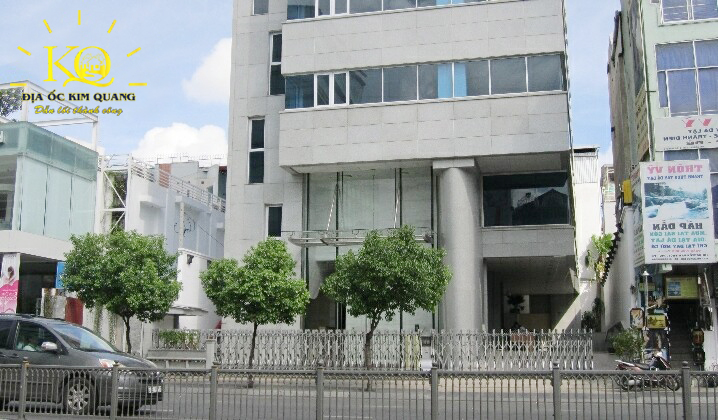 Địa ốc Kim Quang | Hình chụp phía trước tòa nhà văn phòng cho thuê quận Phú Nhuận Shaphire Tower Phía trước Saphire Tower