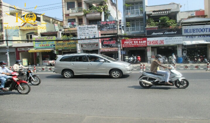 Địa ốc Kim Quang | Hình chụp con đường phía trước tòa nhà cho thuê văn phòng quận Phú Nhuận Thái Bình building Con đường phía trước Thái Bình building