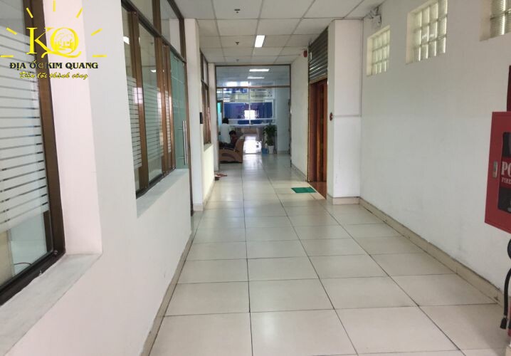 Cho thuê văn phòng quận Tân Bình Sovilaco Building hành lang Hành lang tòa nhà Sovilaco Building