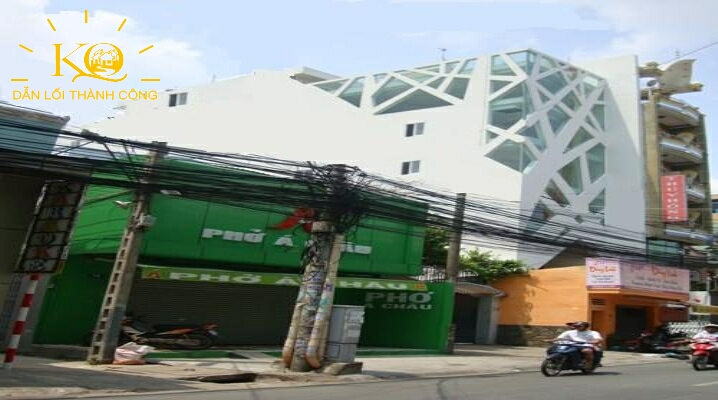 Cho thuê văn phòng quận Tân Bình X Building 1 con đường phía trước | Địa ốc Kim Quang Con đường phía trước tòa nhà X building 1