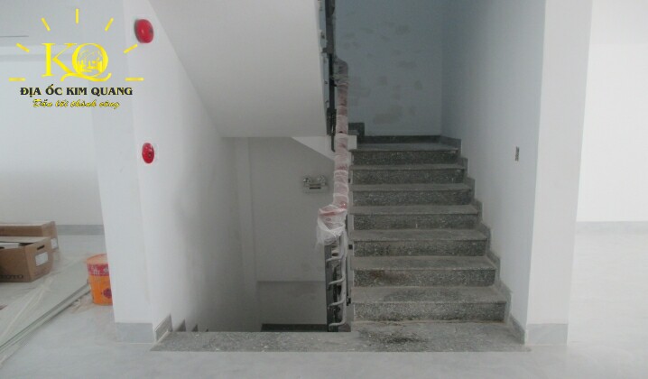 Cho thuê văn phòng quận Tân Bình Sabay Tower thang bộ Thang bộ tại tòa nhà Sabay Tower