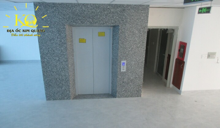 Cho thuê văn phòng quận Tân Bình Sabay Tower thang máy Thang máy tại tòa nhà Sabay Tower