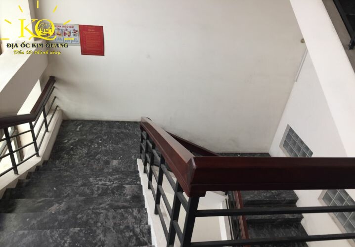 Cho thuê văn phòng quận Tân Bình Sovilaco Building thang bộ tòa nhà Thang bộ tại tòa nhà Sovilaco Building