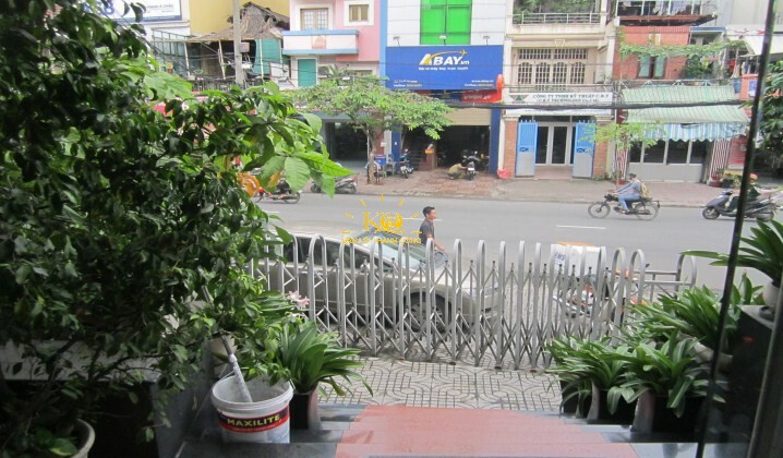 Cho thuê văn phòng Tân Bình 3C building khuôn viên Khuôn viên phía trước tòa nhà 3C Building