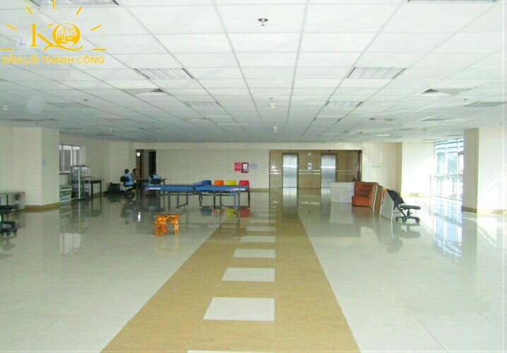 Địa ốc Kim Quang | Hình chụp diện tích trống khác tại tòa nhà văn phòng cho thuê quận 3 Báo Người Lao Động Diện tích trống tại tòa nhà Cao Ốc 123