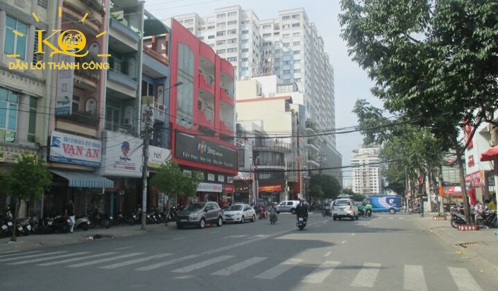 Địa ốc Kim Quang | Cho thuê văn phòng quận 4 Tòa nhà H3 Hoàng Diệu con đường phía trước Con đường phía trước tòa nhà H3 Hoàng Diệu