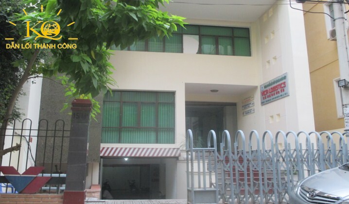 Địa ốc Kim Quang | Cho thuê văn phòng quận 4 Viễn Đông Building lối xuống hầm gửi xe Lối xuống hầm gửi xe tại Viễn Đông building