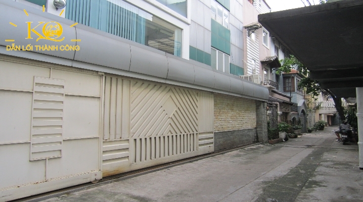 Cho thuê văn phòng quận Tân Bình Vinashin Office building bên hông tòa nhà Hẻm phía trước tòa nhà Vinashin Office Building