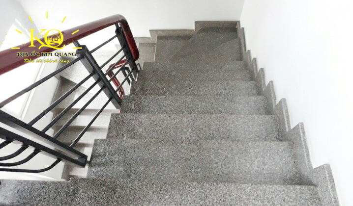 Cho thuê văn phòng quận 1 VT House lối thang bộ Lối thang bộ tại VT House