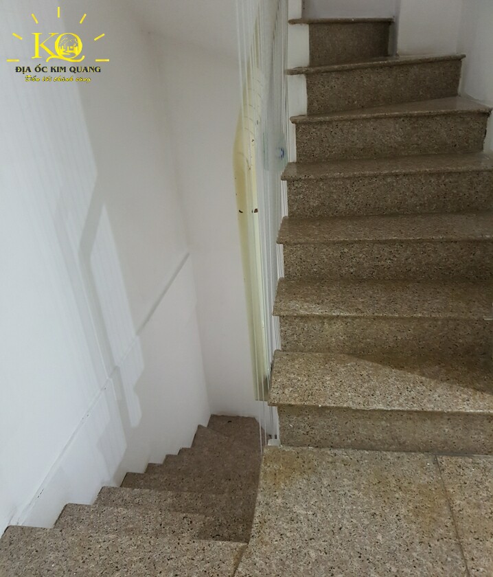 Địa ốc Kim Quang | Cho thuê văn phòng quận 1 VOL Building thang bộ Lối thang bộ Vol building