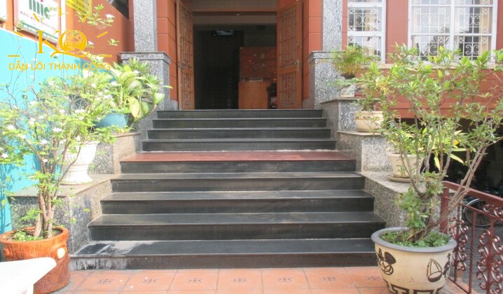 Cho thuê văn phòng quận 10 Bạch Mã Office Center phía trước tòa nhà | Địa Ốc Kim Quang Phía trước Bạch Mã Office Center