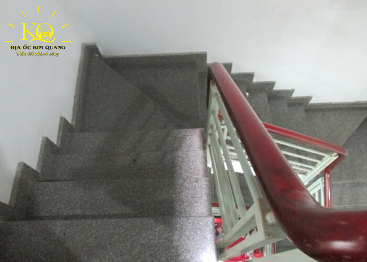 Cho thuê văn phòng quận Bình Thạnh Hata building lối thang bộ | Địa Ốc Kim Quang Lối thang bộ bên trong Hata Building