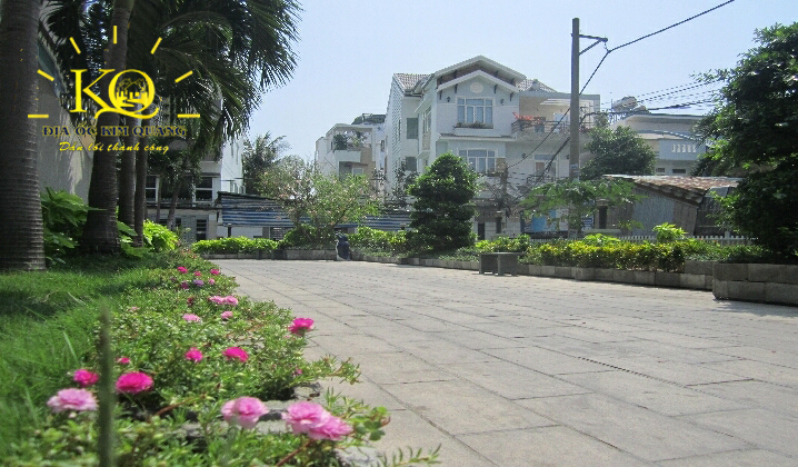 Cho thuê văn phòng quận Bình Thạnh SamLand Building khuôn viên phía trước tòa nhà | Địa Ốc Kim Quang Khuôn viên phía trước tòa nhà SamLand Building