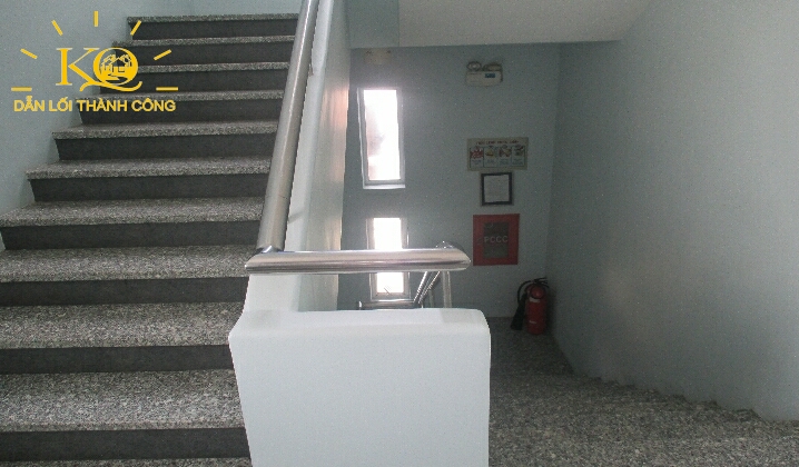 Địa ốc Kim Quang | Cho thuê văn phòng quận Bình Thạnh V building lối thang bộ Lối thang bộ bên trong V Building