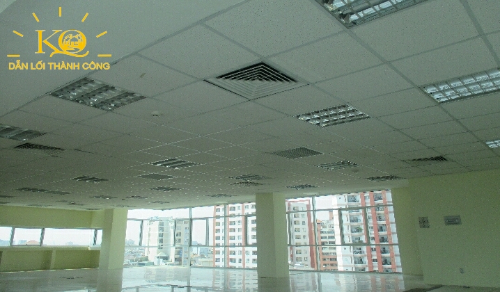 Địa ốc Kim Quang | Cho thuê văn phòng quận Bình Thạnh V building một góc diện tích trống Một góc khác của diện tích trống