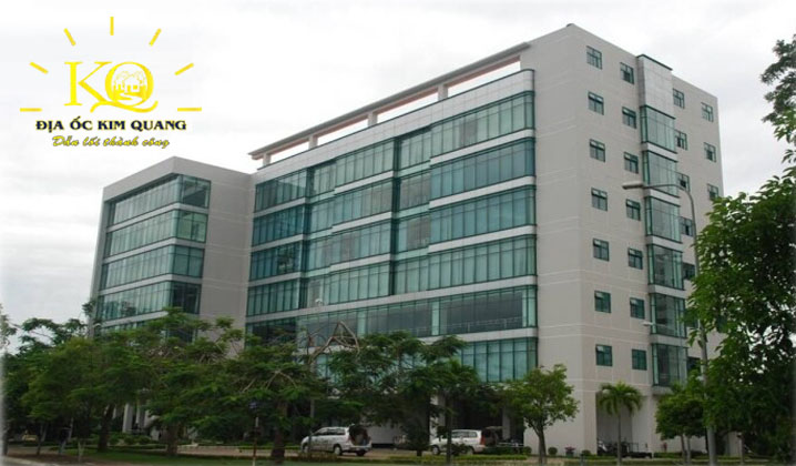 Hình chụp toàn cảnh Soongsil IT Center, là điểm nhấn cho văn phòng công ty của bạn | Địa Ốc Kim Quang dia-oc-kim-quang-van-phong-cho-thue-quan-12-soongsil-it-center-10-ben-ngoai-toa-nha