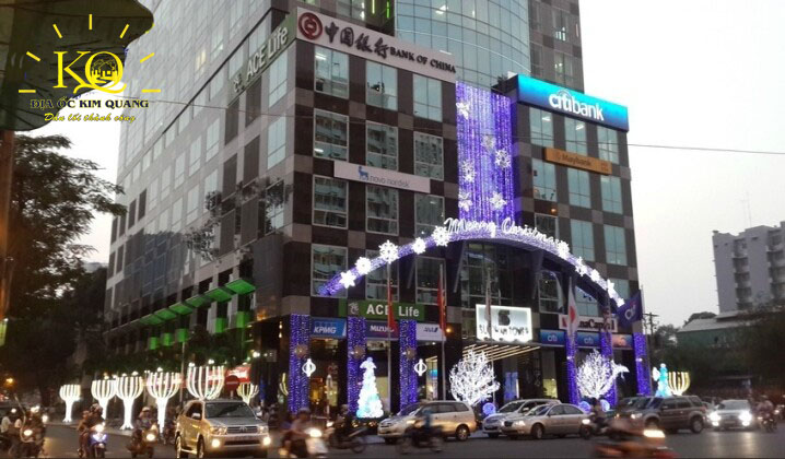 Văn phòng hạng A cho thuê Sun Wah Tower bao quát tòa nhà | Địa Ốc Kim Quang Phía trước tòa nhà hạng a Sunwah Tower