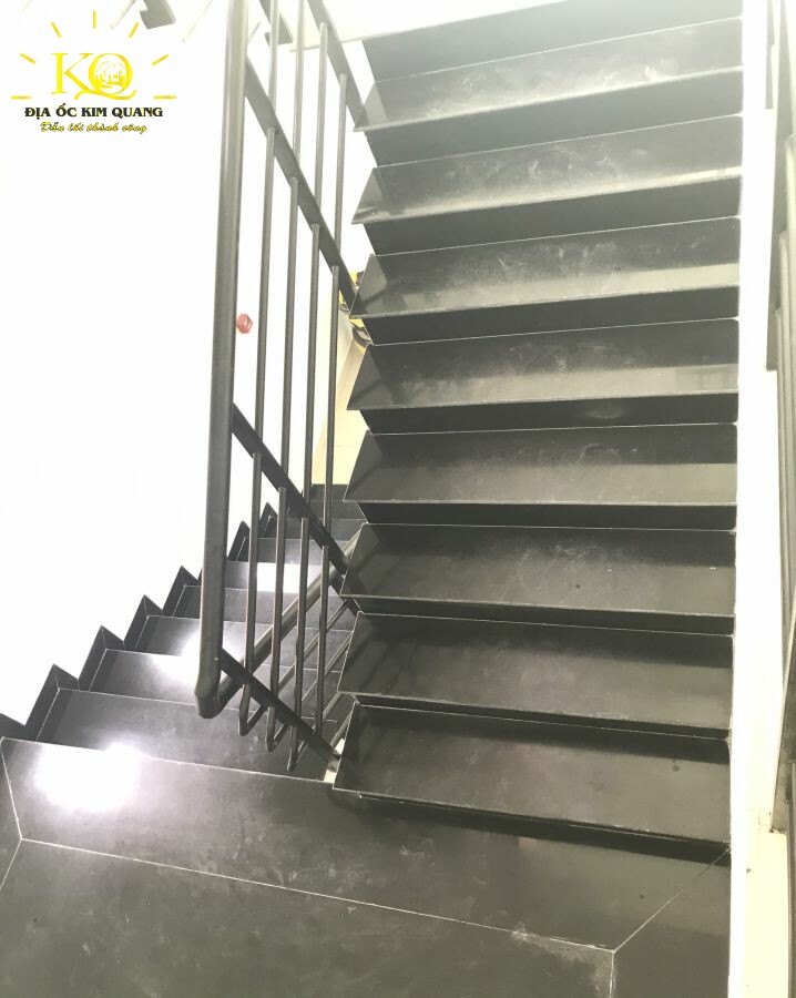 Văn phòng cho thuê G Tower thang bộ Thang bộ G Tower