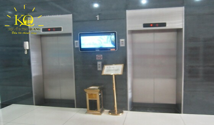 Địa ốc Kim Quang | Hình chụp thang máy bên trong tòa nhà cho thuê văn phòng quận 3 Pasteur Tower Thang máy tại Pasteur Tower