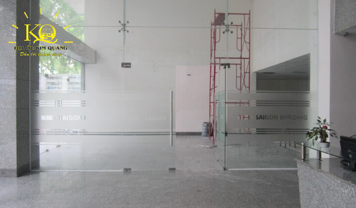 Địa ốc Kim Quang | Hình chụp tầng trệt tòa nhà cho thuê văn phòng quận 3 PVC Sài Gòn Building Tầng trệt PVC Sài Gòn Building