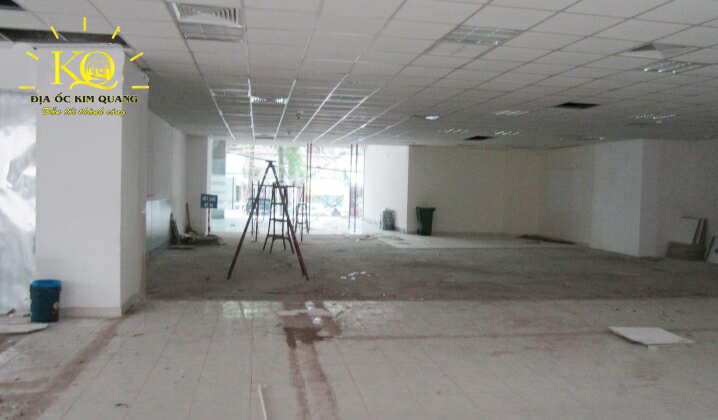 Địa ốc Kim Quang | Hình chụp diện tích trống cho thuê tại tầng trệt tòa nhà cho thuê văn phòng quận 3 PVC Sài Gòn Building Diện tích trống PVC Sài Gòn Building
