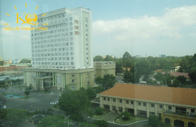 Địa ốc Kim Quang | Hình chụp view từ tòa nhà cho thuê văn phòng quận Phú Nhuận H&H Building Hướng view từ H&H building