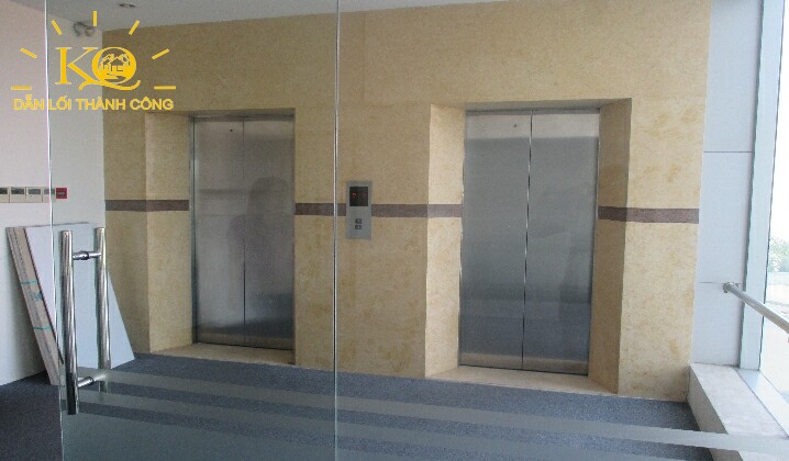 Địa ốc Kim Quang | Hình chụp thang máy của văn phòng cho thuê quận Phú Nhuận H&H building Thang máy tại H&H building