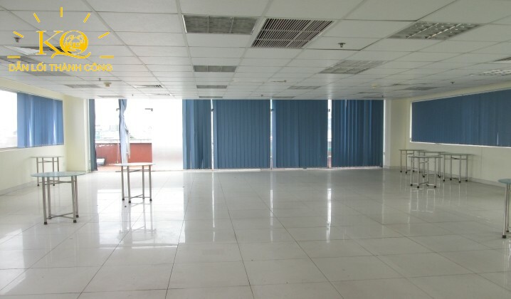 Địa ốc Kim Quang | Hình chụp góc khác của diện tích trống từ tòa nhà cho thuê văn phòng quận Phú Nhuận K building Một góc khác của diện tích trống tại K building