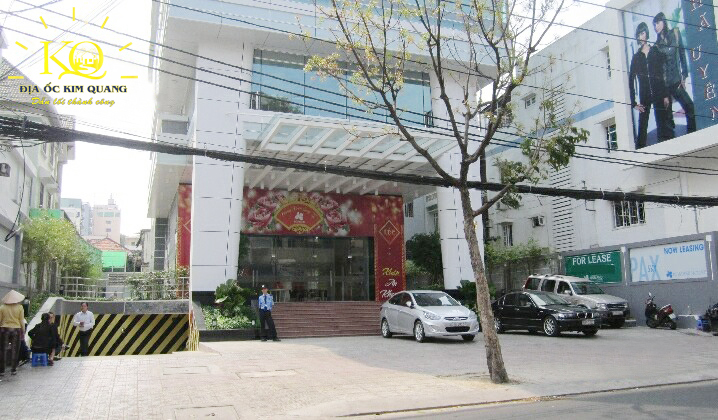 Địa ốc Kim Quang | Hình chụp phía trước tòa nhà văn phòng cho thuê quận 3 Resco Building Phía trước tòa nhà Resco Building