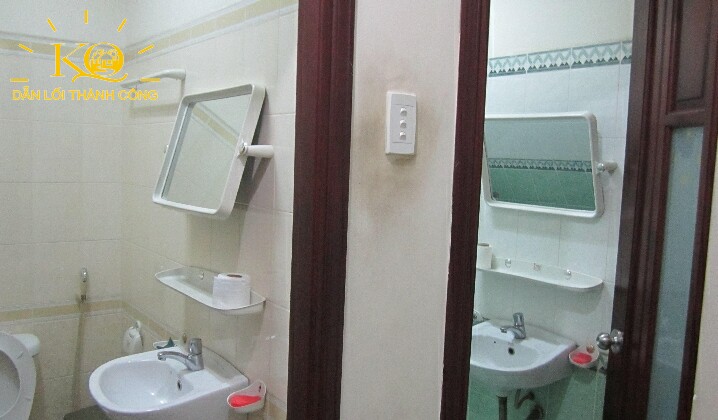 Địa ốc Kim Quang | Cho thuê văn phòng quận 4 Tòa nhà Hải Hương khu vực vệ sinh van-phong-cho-thue-toa-nha-hai-huong-khu-vuc-ve-sinh