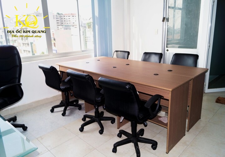 Địa ốc Kim Quang | Cho thuê văn phòng quận 4 VI Building Khánh Hội bố trí bàn làm việc van-phong-cho-thue-vi-building-khanh-hoi-bo-tri-ban-lam-viec