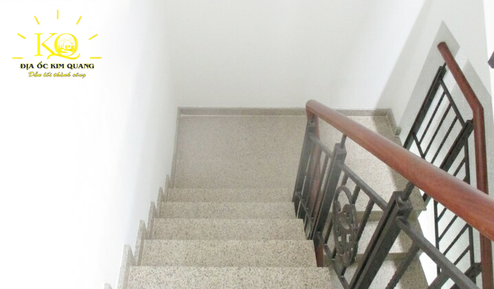 Cho thuê văn phòng quận 3 Xuri Building thang bộ Thang bộ tại Xuri Building